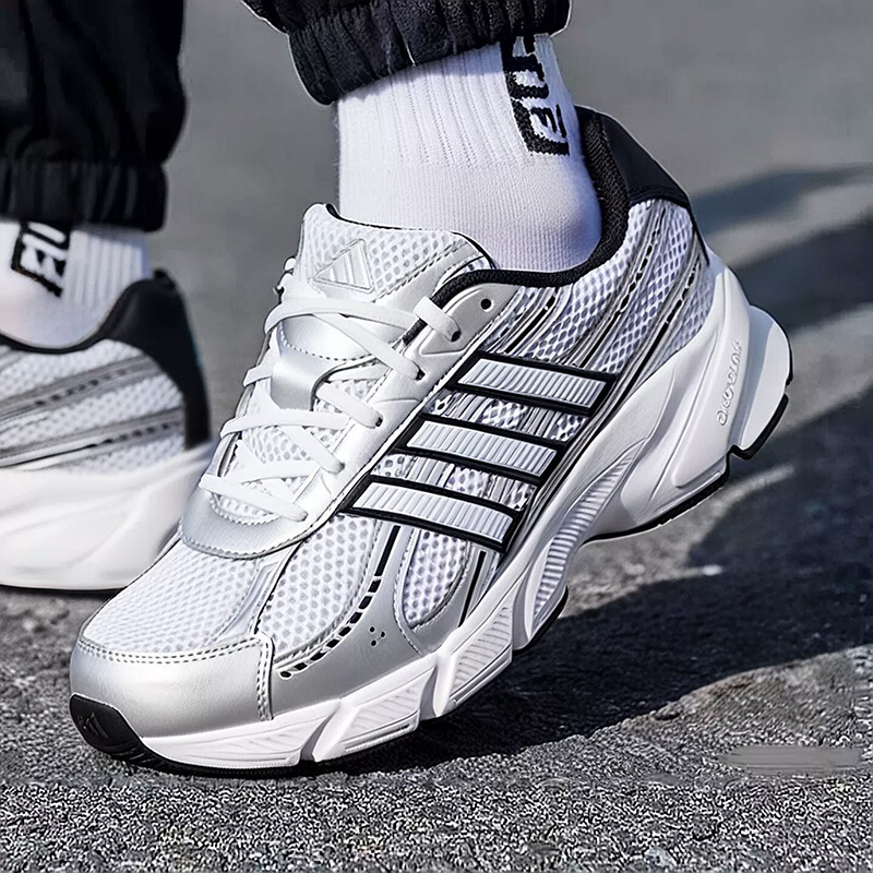 Sepatu Olahraga Pria Adidas TE - Men Shoes Running Adidas ulasan dan harga