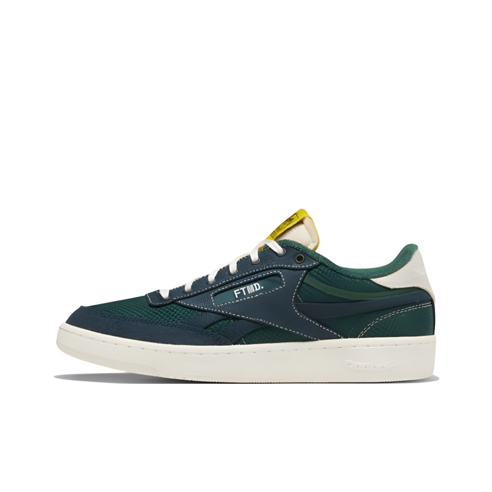 Sepatu Skateboard Reebok Club  - Men Shoes Reebok ulasan dan harga